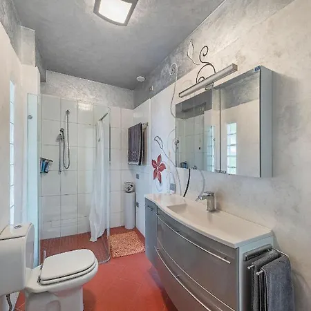 Poggio Picedo P1-32 By Wonderful Italy Polpenazze del Garda